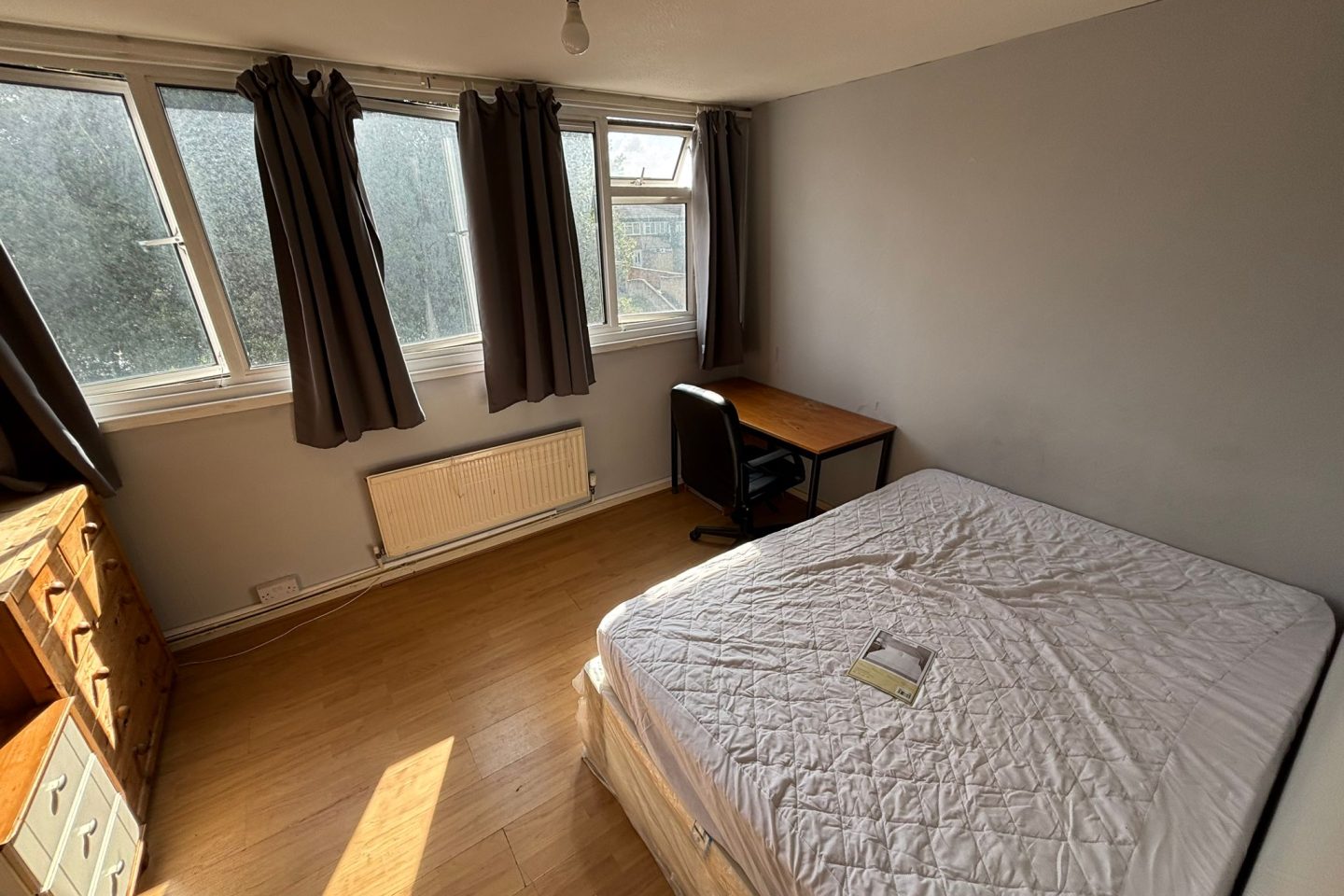 Room 1, 21 Barchester